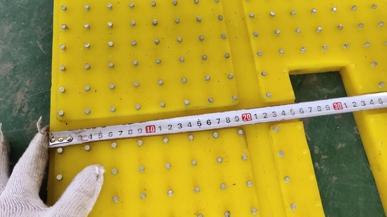 Op maat gemaakte PU Anti Skid Mat 30mm ZP275 voor boorrotatie tafel