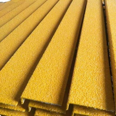 FRP Anti-Slip Stair Nosing Anti-Slip Mat Oppervlaktecoating Hars Iso AS4586 Voor Olieveld Stair